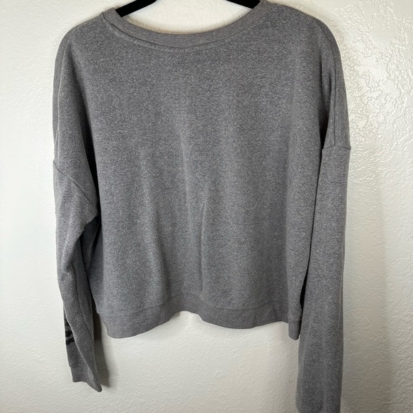 The Lion King Sweatshirt - Women Small - Gray Hakuna Matata Graphic Pullover - Picture 7 of 7